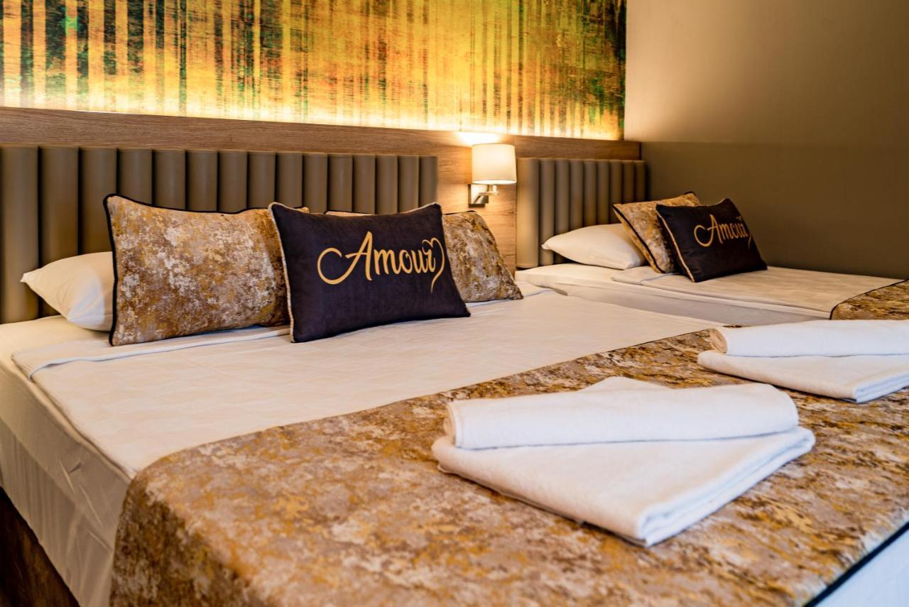 Side Amour Hotel ภายนอก รูปภาพ